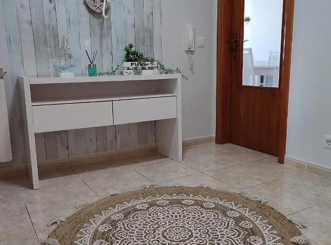 아파트 Big Wave House